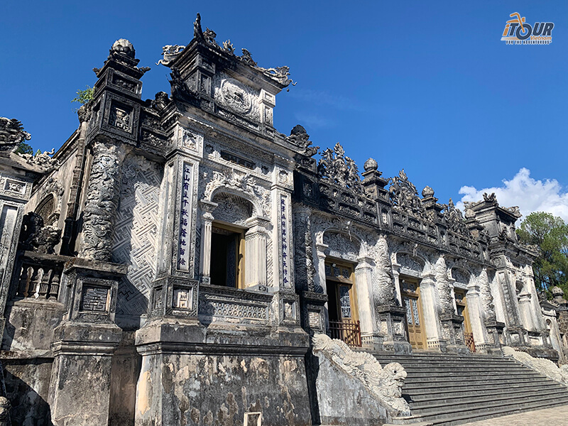 royal-tombs-of-Hue